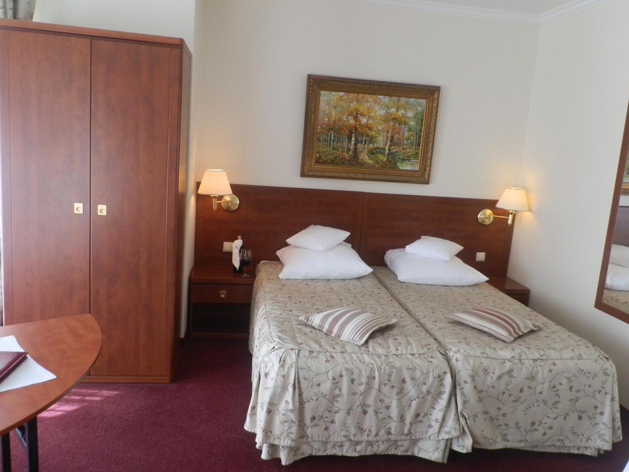 Willa Alexander Resort & Spa - Caloroczny Kryty Basen Mielno  Ruang foto